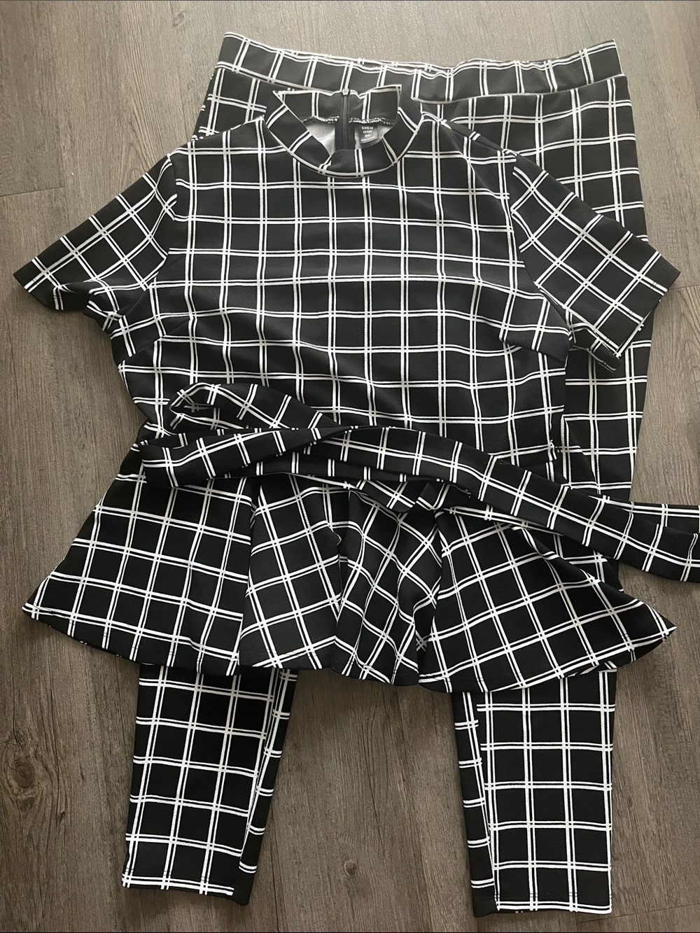 Black & White Windowpane Set by SHEIN